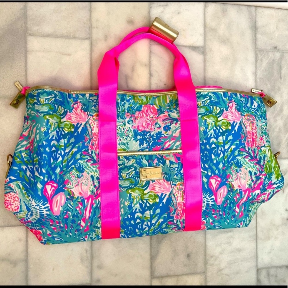 Lilly Pulitzer Fished My Wish Duffle Bag. NWT. GWP